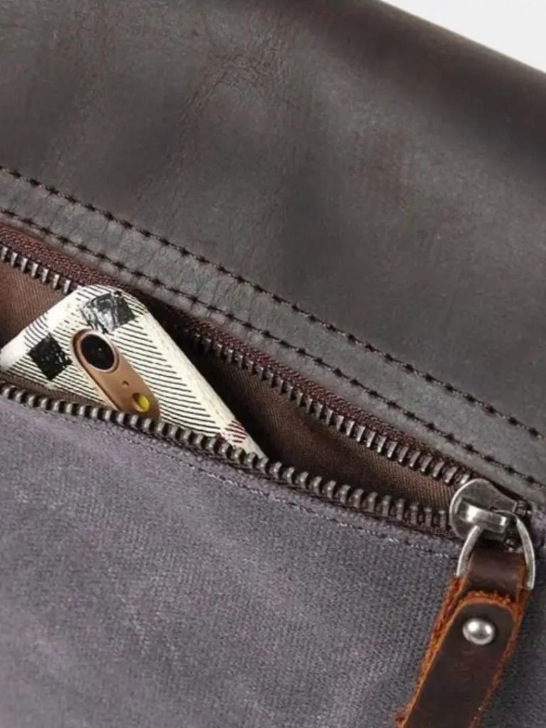 Windsor Messenger Shoulder Bag - Montierri